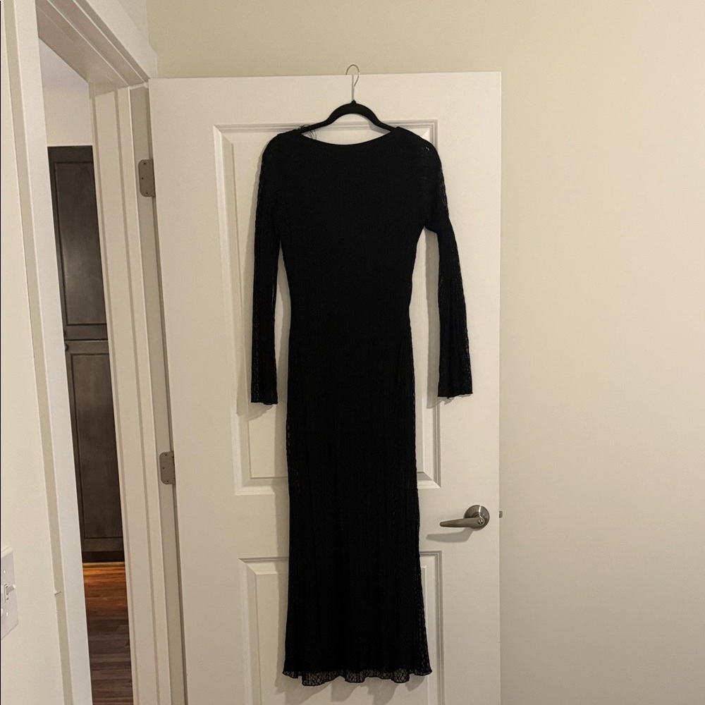 Zara Classic Black Long Sleeve Dress